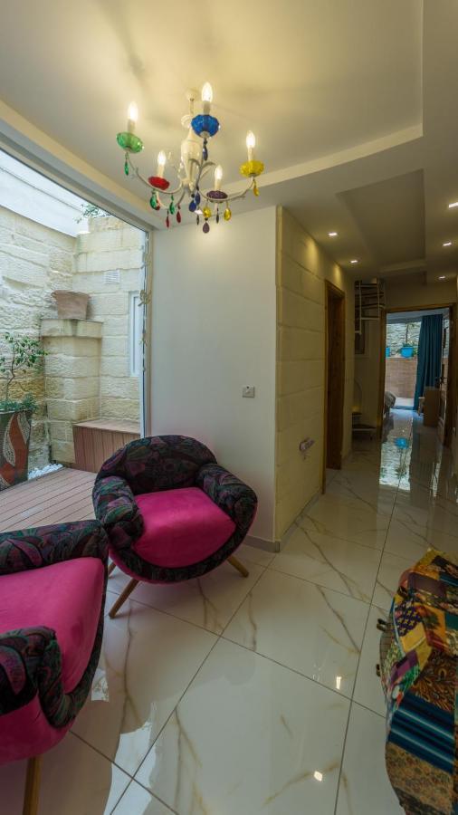 Ta' Gilard - Lovely Renovated Holiday Home Żabbar 外观 照片