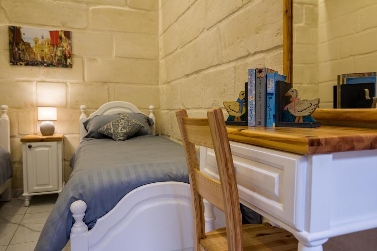 Ta' Gilard - Lovely Renovated Holiday Home Żabbar 外观 照片